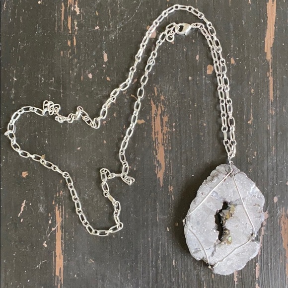 Jewelry - Silver Stone Necklace